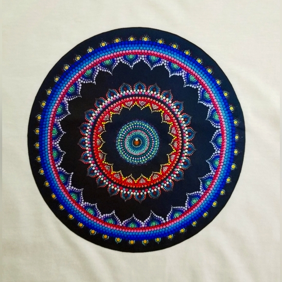 🆕 GILDAN T-SHIRT - SOFT STYLE G640 - Mandala Design - Picture 6 of 6
